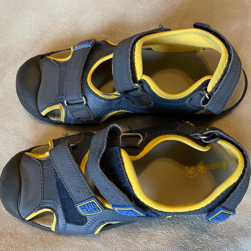 Kamik sandals for kids